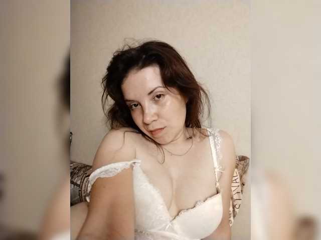 AZET-9 live webcam show