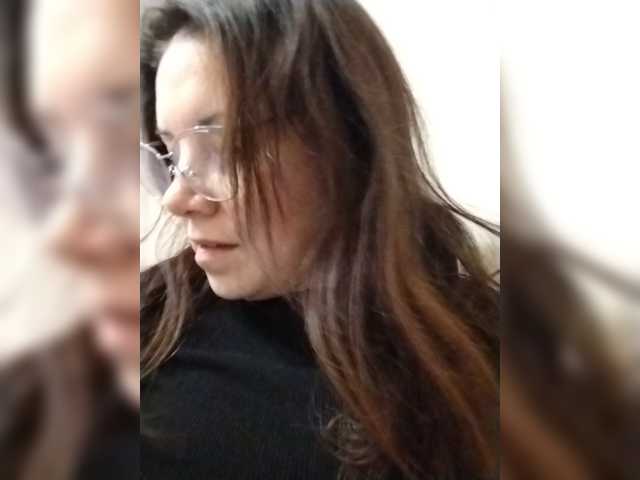AZET-9 live cam on BongaCams
