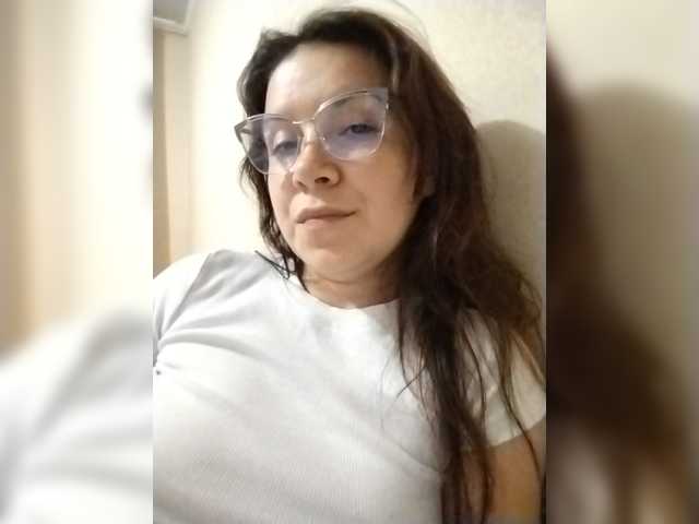 AZET-9 live cam on BongaCams