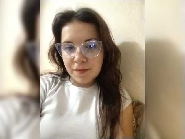 AZET-9 live cam on BongaCams