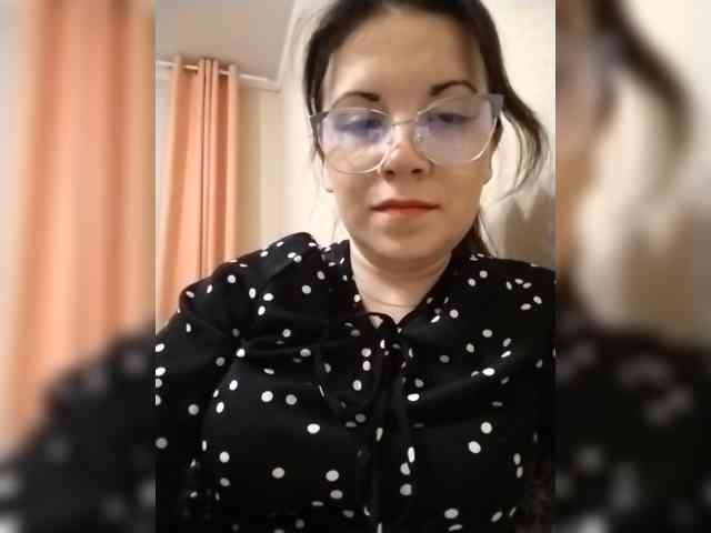 MilfDana webcam