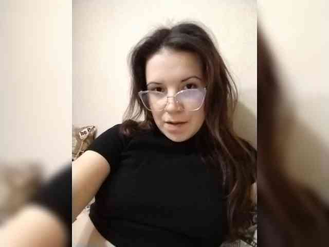 MilfDana webcam