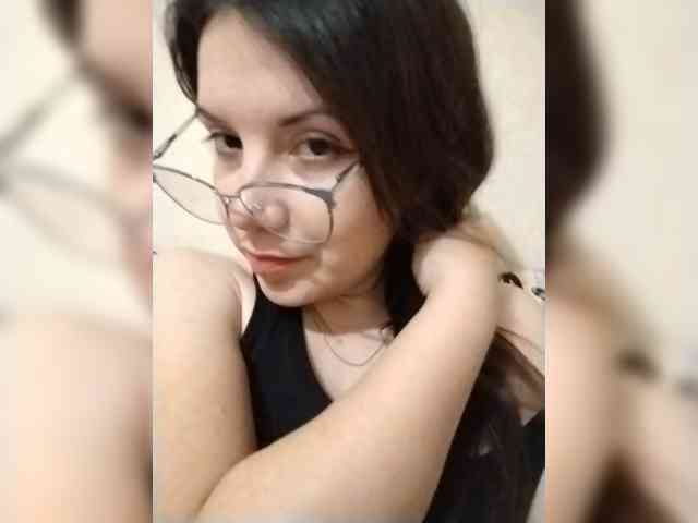 MilfDana webcam