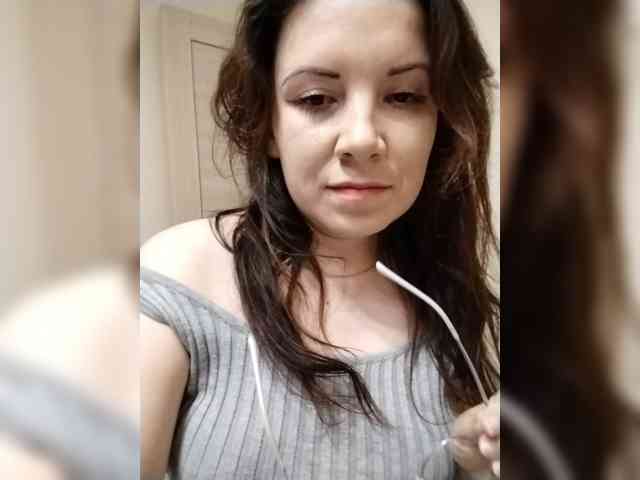 MilfDana webcam
