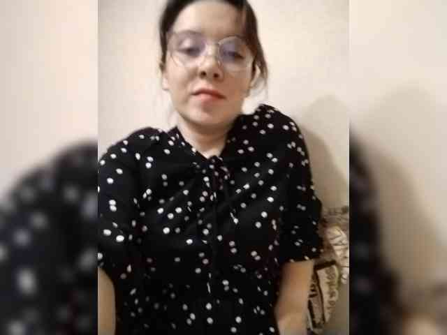 MilfDana webcam