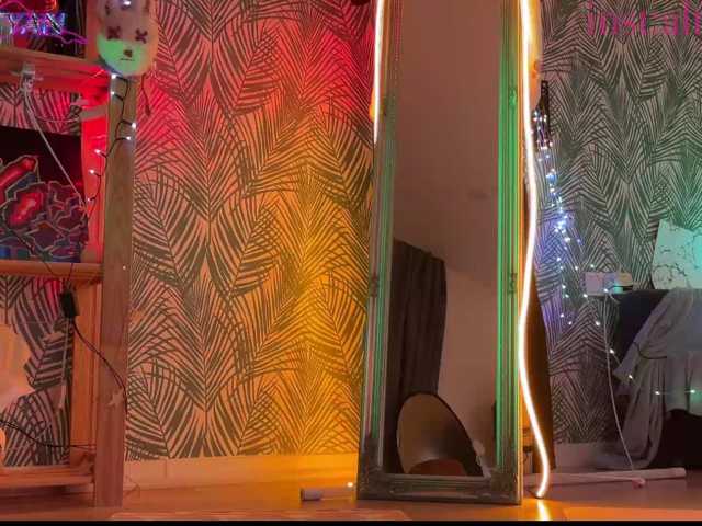altertyan, live now on BongaCams