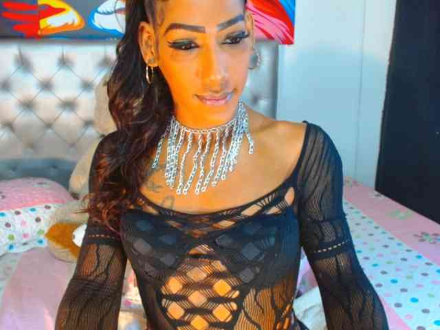 EbonyWilDoll Live Webcam on BongaCams