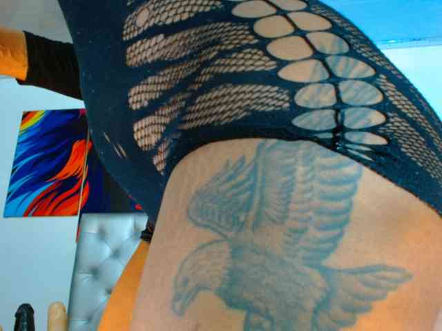 EbonyWilDoll Live Webcam on BongaCams