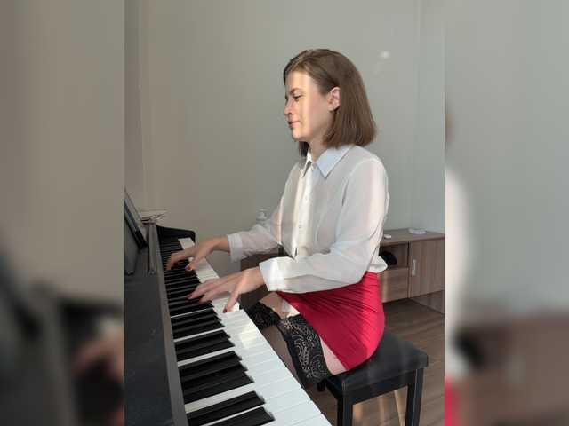 lilitgame's BongaCams show and profile