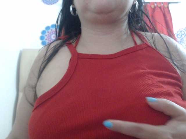 ammycollins1 live cam preview