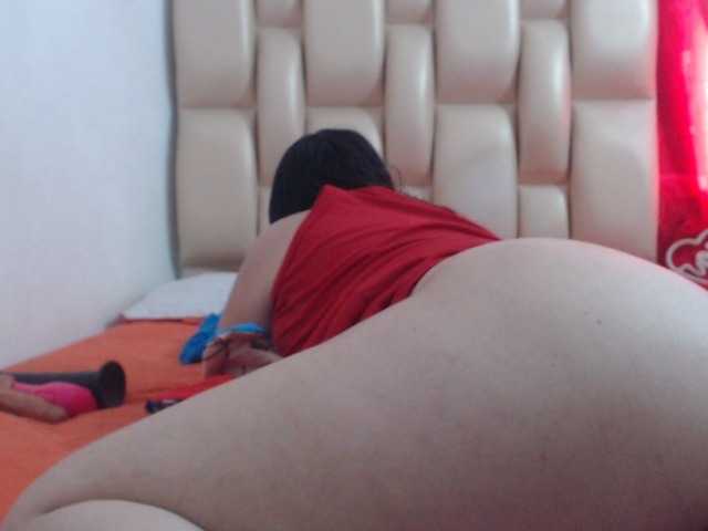 ammycollins1 live cam on BongaCams