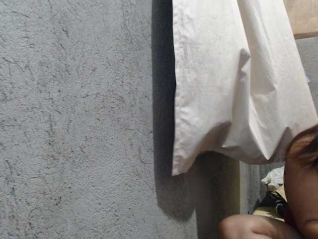 kate302 live webcam show