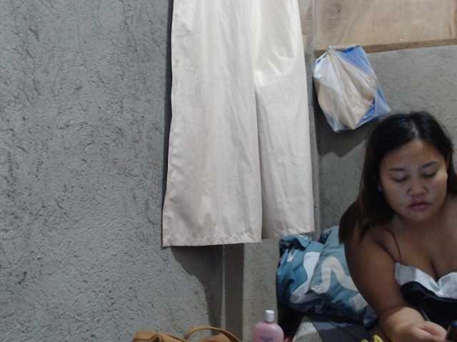 kate302 live webcam show