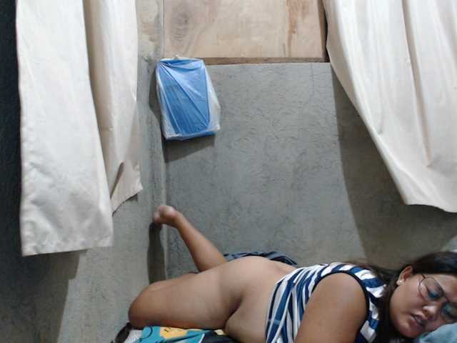 kate302 live cam on BongaCams