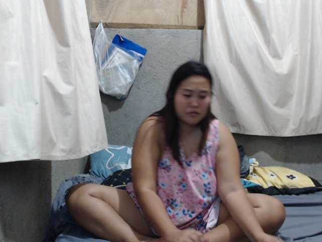kate302, live now on BongaCams