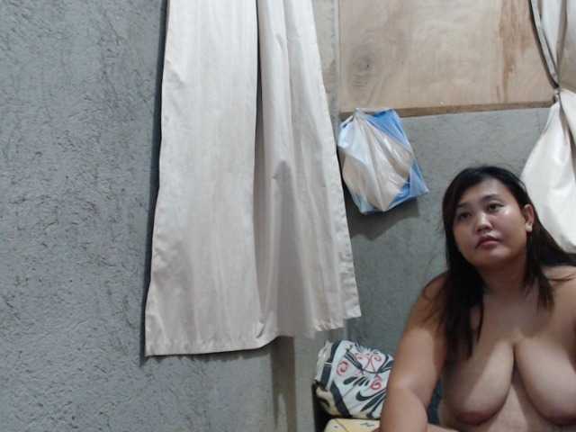 kate302 live webcam show