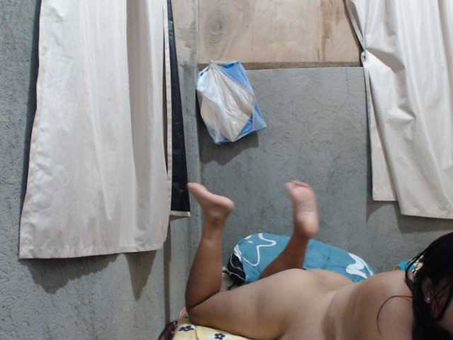 kate302 live webcam show