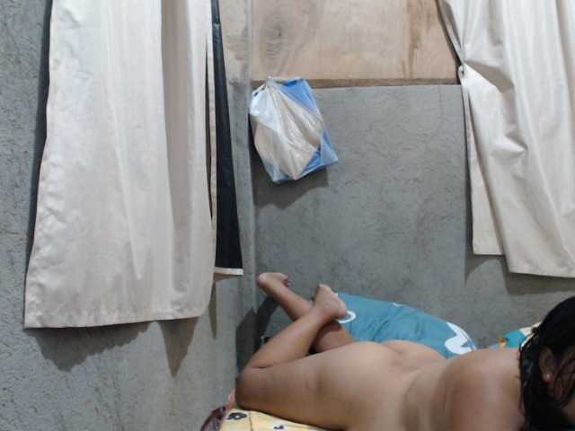kate302 live webcam show