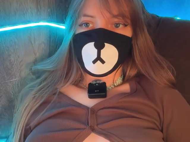 -Summer-'s BongaCams show and profile