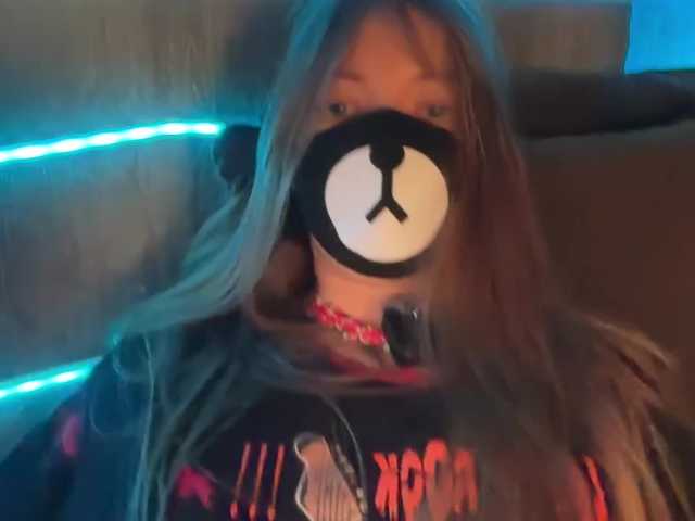 -Summer-'s BongaCams show and profile