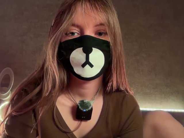 -Summer-'s BongaCams show and profile