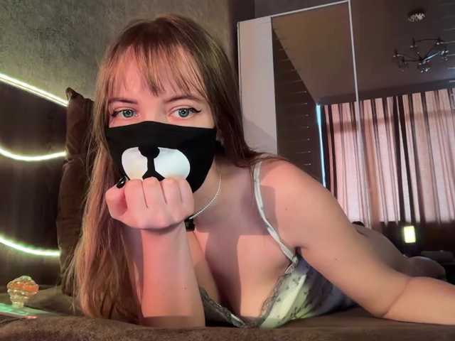 Tvoy_Medvezhenok live webcam show