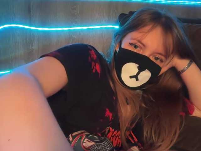 -Summer-'s BongaCams show and profile