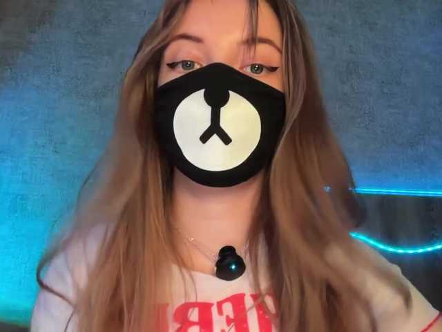 Live трансляция Tvoy_Medvezhenok - Runet.cam