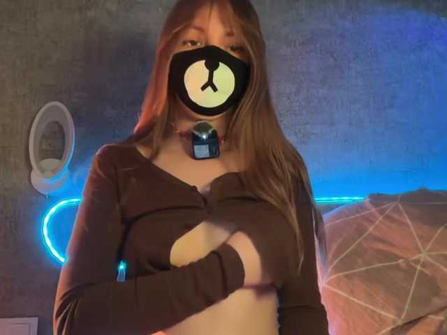 -Summer-'s BongaCams show and profile