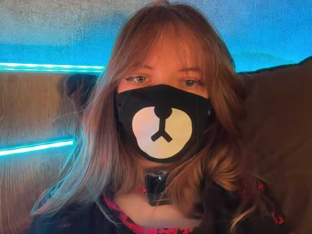 -Summer-'s BongaCams show and profile