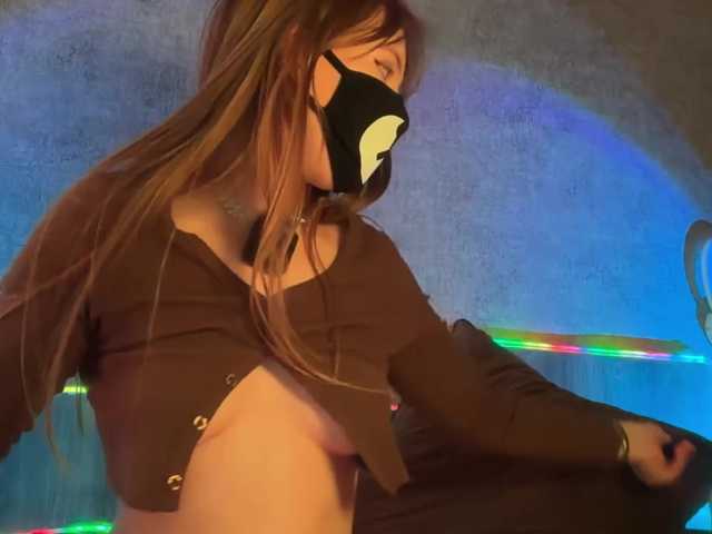 -Summer-'s BongaCams show and profile