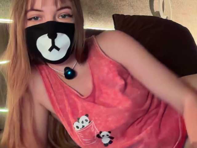 Tvoy_Medvezhenok live webcam show