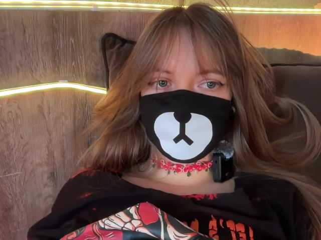 -Summer-'s BongaCams show and profile