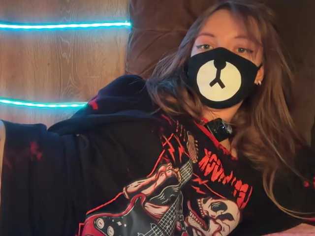 -Summer-'s BongaCams show and profile