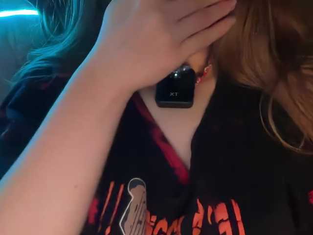 -Summer-'s BongaCams show and profile