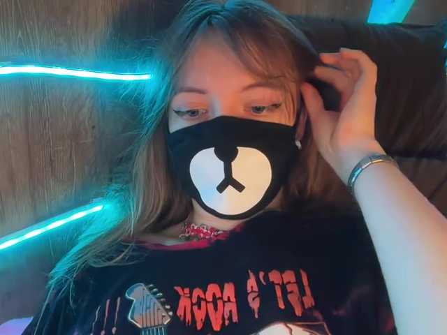 -Summer-'s BongaCams show and profile