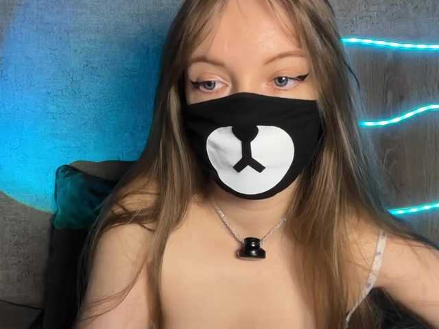 Live трансляция Tvoy_Medvezhenok - Runet.cam