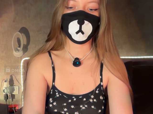 -Summer-, en vivo ahora en BongaCams