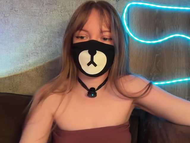 Tvoy_Medvezhenok live cam