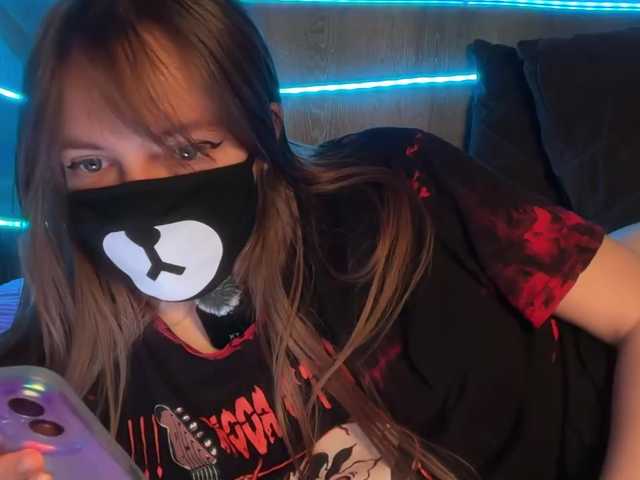 -Summer-'s BongaCams show and profile