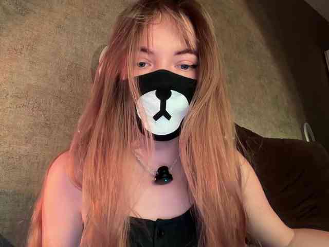 Tvoy_Medvezhenok webcam