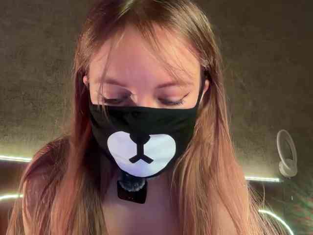 Tvoy_Medvezhenok webcam