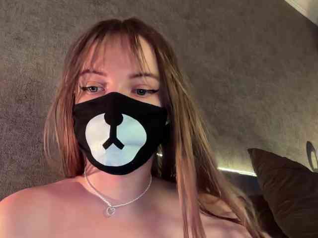 Tvoy_Medvezhenok webcam