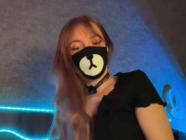Tvoy_Medvezhenok webcam