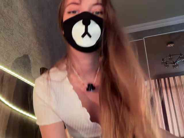 Tvoy_Medvezhenok webcam