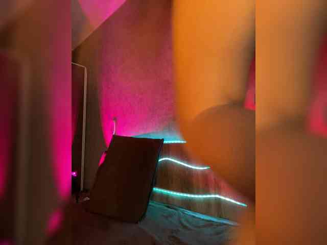 Tvoy_Medvezhenok webcam