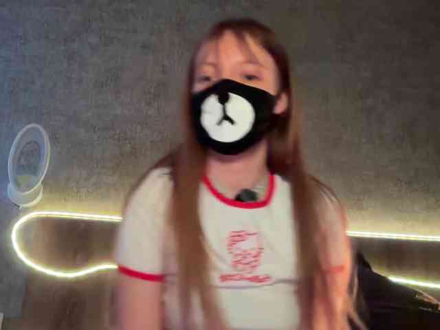 Tvoy_Medvezhenok webcam