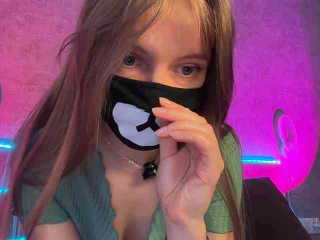 -Summer- Live Webcam on BongaCams