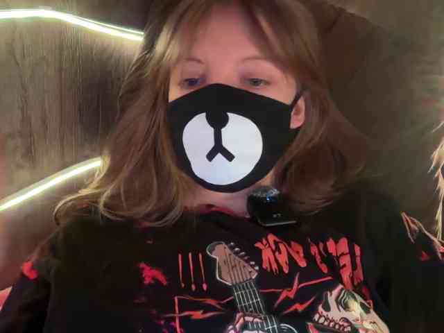 Tvoy_Medvezhenok webcam