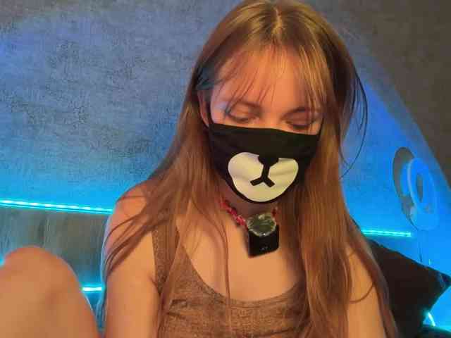 Tvoy_Medvezhenok webcam